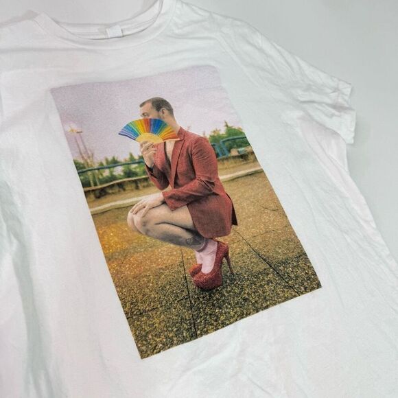 Sam Smith Tee Shirt Mens Medium Sam Smith Pride Blazer Fan Rainbow Photo White - Picture 4 of 7